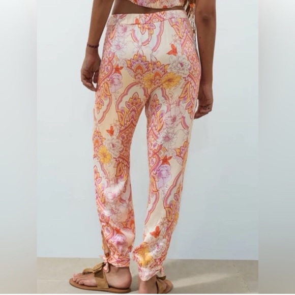 🌸 ZARA PINK MULTI PRINTED SATIN HIGH WAIST ANKLE TIE BAGGY ‘THE SASHA’ PANTS! - Picture 13 of 16